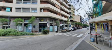 LOCAL COMERCIAL EN LA RAMBLA DE RIPOLLET. photo 0