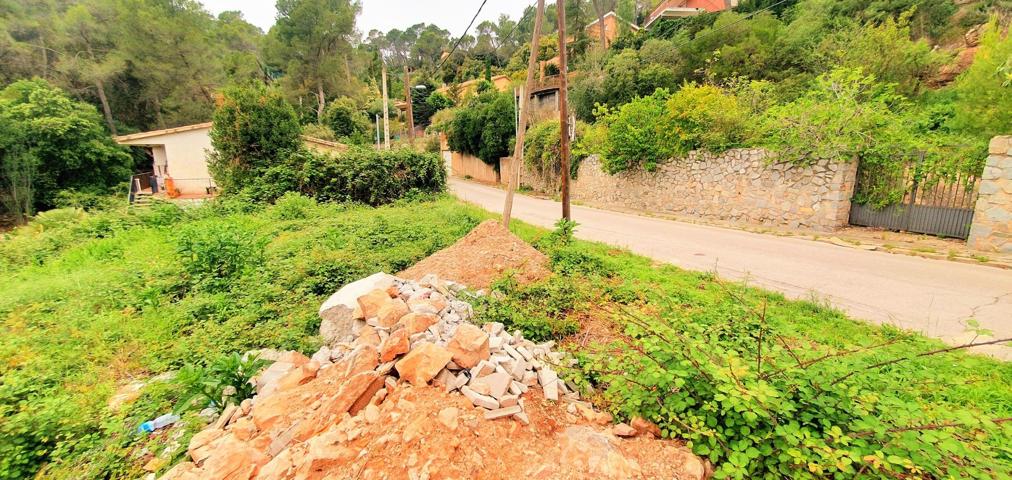 TERRENO URBANIZABLE EN SANT FELIU DEL RACÓ! 733m2 A 5 min DEL CENTRO DE CASTELLAR DEL VALLÉS! photo 0