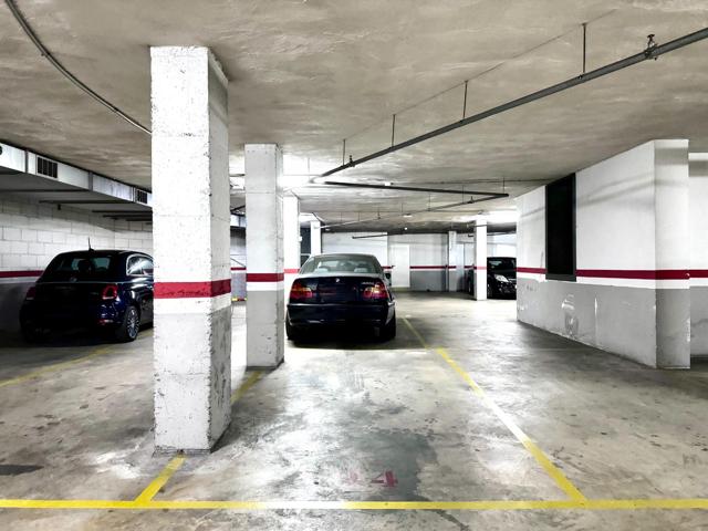 VENTA DE 5 PLAZAS DE APARCAMIENTO EN CAN LLONG!! CON ASCENSOR photo 0
