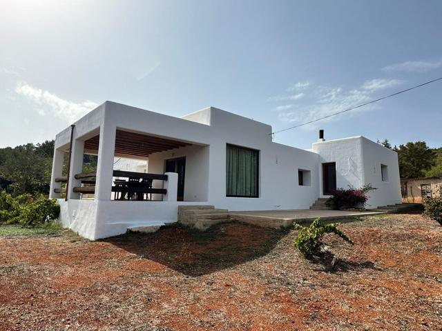 CASA DE 230M2 EN FINCA DE 10.969M2 ( SANTA GERTRUDIS, IBIZA) photo 0