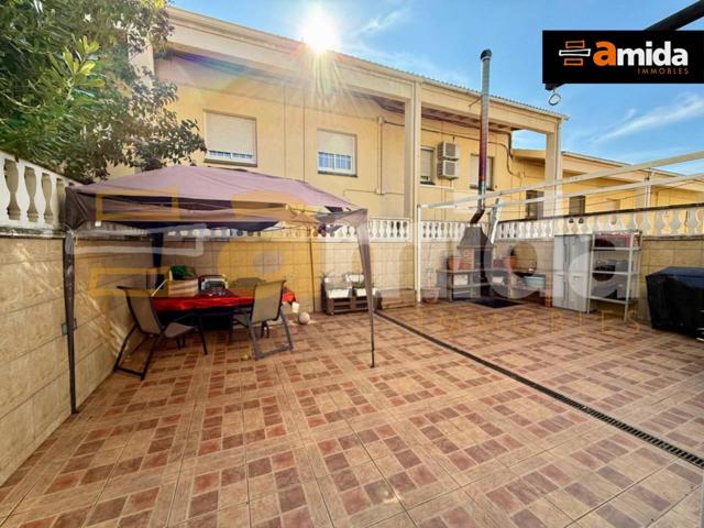 Casa en venta en Polinyà photo 0