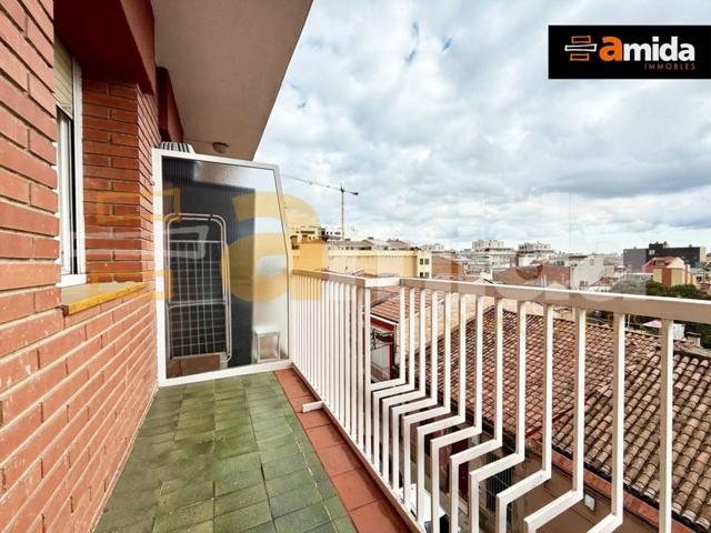 Piso en venta en Gràcia photo 0