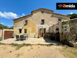 Casa en venta en Llagostera photo 0
