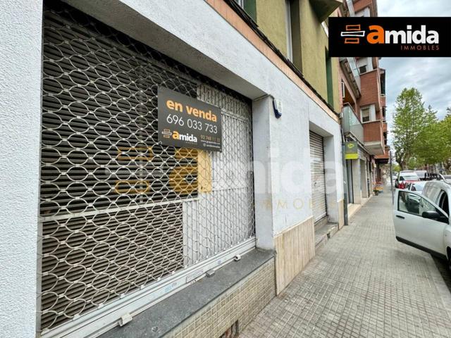 Venta de local comercial en Castellar del Vallès photo 0