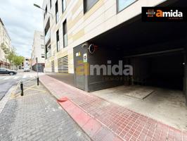 Plaza de moto en venta en el centro de Sabadell photo 0