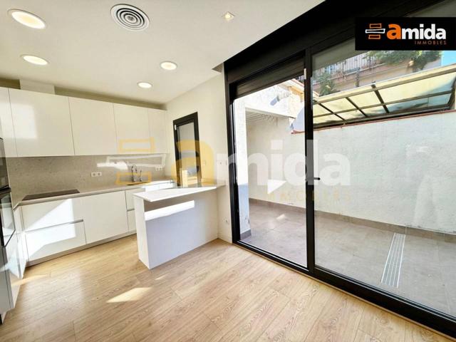 Magnífica CASA TOTALMENTE REFORMADA CON TERRAZA en el barrio de Covadonga. photo 0