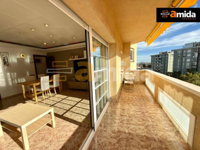 MAGNÍFICO PISO CON BALCÓN junto al Eix Macià. photo 0