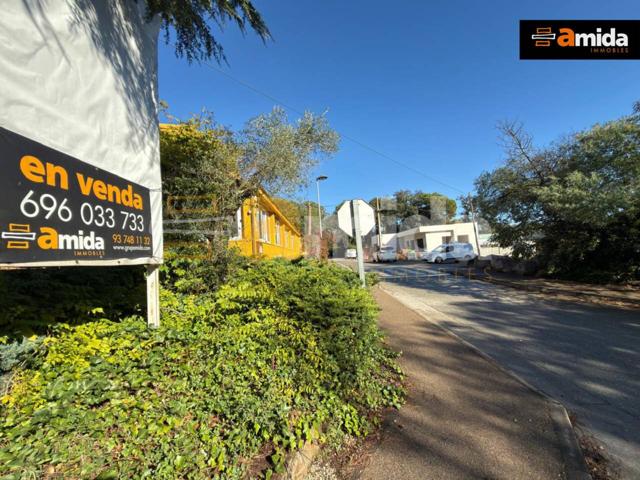 Espectacular Masía-Restaurante con vivienda, ubicada en una de las mejores zonas de Llinars del Vallès. photo 0