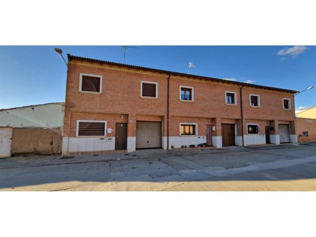 Casa en venta en Rueda photo 0