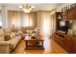 Piso en venta en Avenida Europa photo 0