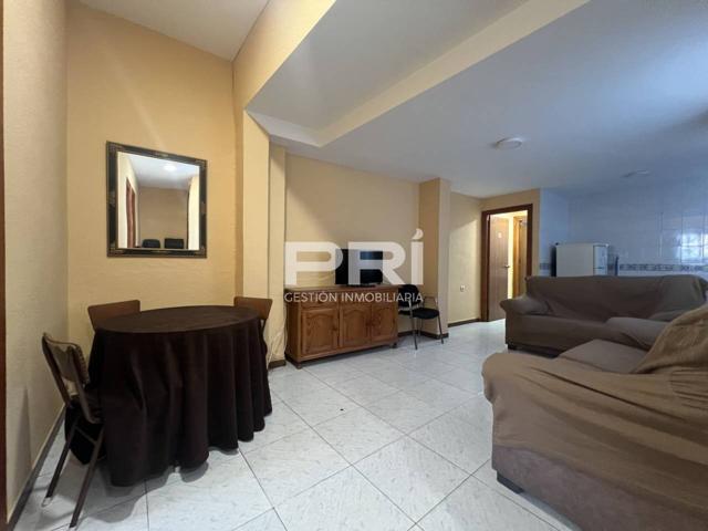 Piso en alquiler en Centro-Catedral photo 0