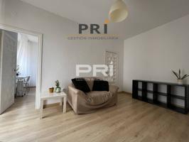 Apartamento en alquiler en Centro-Catedral photo 0