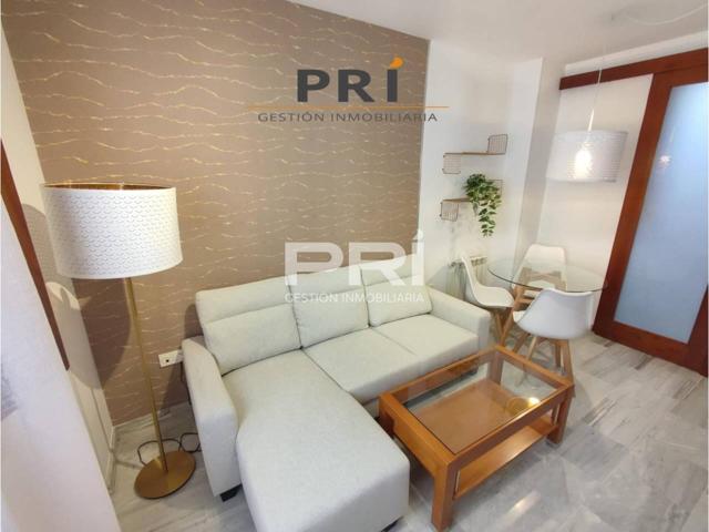 Apartamento en alquiler en Centro-Catedral photo 0