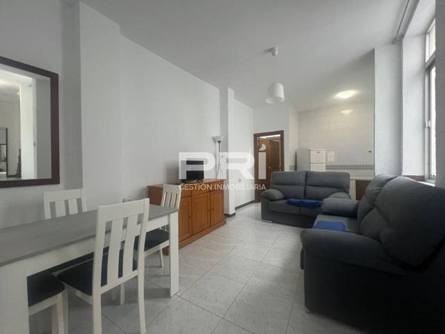 Piso en alquiler en Centro-Catedral photo 0