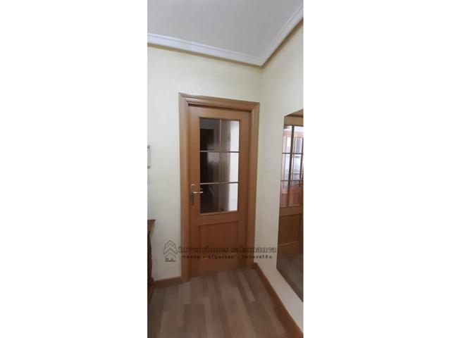 Piso en alquiler en Carmelitas photo 0