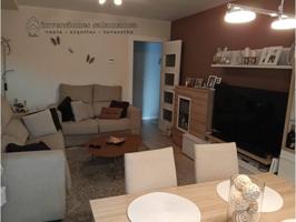 Piso en venta en Santa Marta de Tormes photo 0