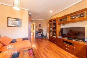 Piso En venta en Ensanche De Vallecas - La Gavia, Madrid photo 0