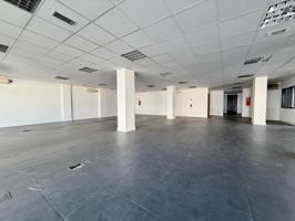Oficina En venta en San Blas, Madrid photo 0