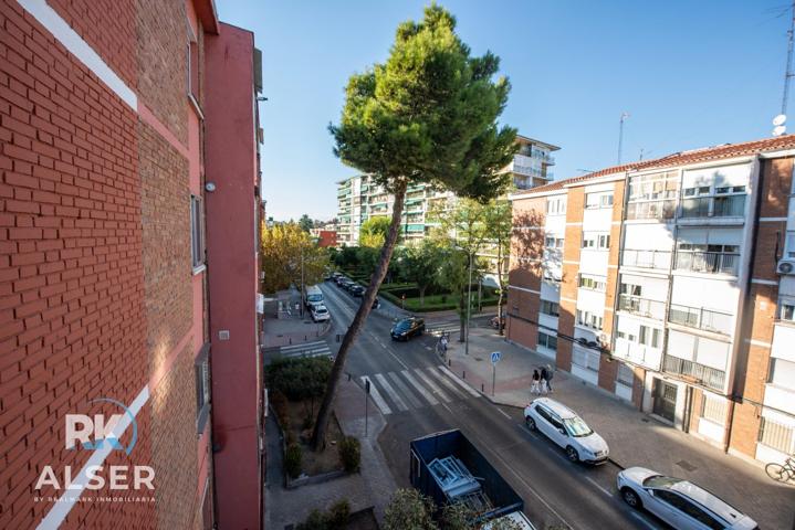 Piso En venta en Puerta Bonita, Madrid photo 0