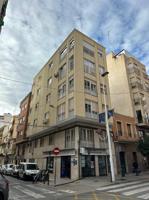 Exclusividad, Piso de esquina en calle Reina Victoria en Elche photo 0