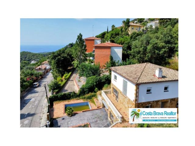 Casa En venta en Lloret De Mar photo 0