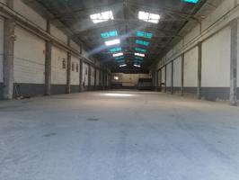 Nave Industrial en alquiler en Tudela de 1015 m2 photo 0