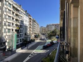 Piso en venta en Donostia de 65 m2 photo 0