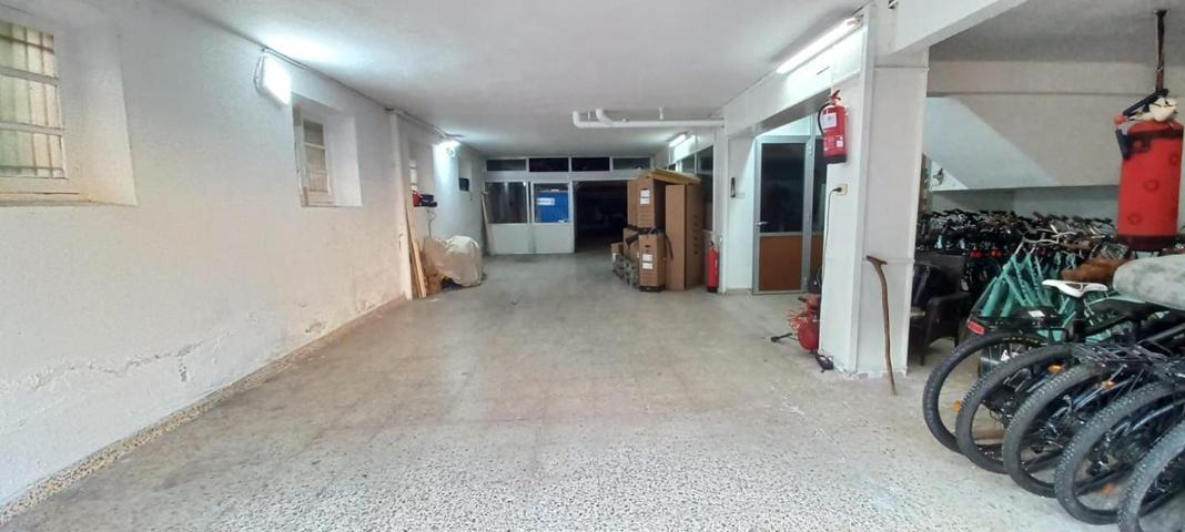 Local en venta en Donostia de 210 m2 photo 0