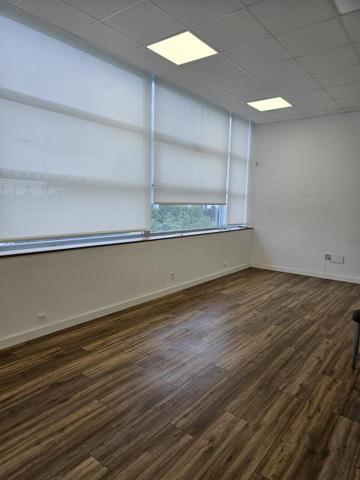 Oficina en alquiler en Tudela de 35 m2 photo 0