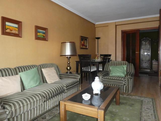 Piso en venta en Tudela de 124 m2 photo 0