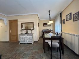 Casa - Chalet en venta en Novallas de 170 m2 photo 0