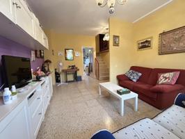 Casa - Chalet en venta en Cadreita de 121 m2 photo 0