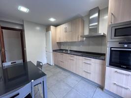 Piso en venta en Ansoáin de 102 m2 photo 0