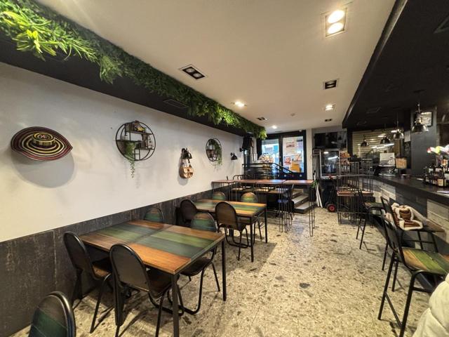 Local en alquiler en Irun de 85 m2 photo 0