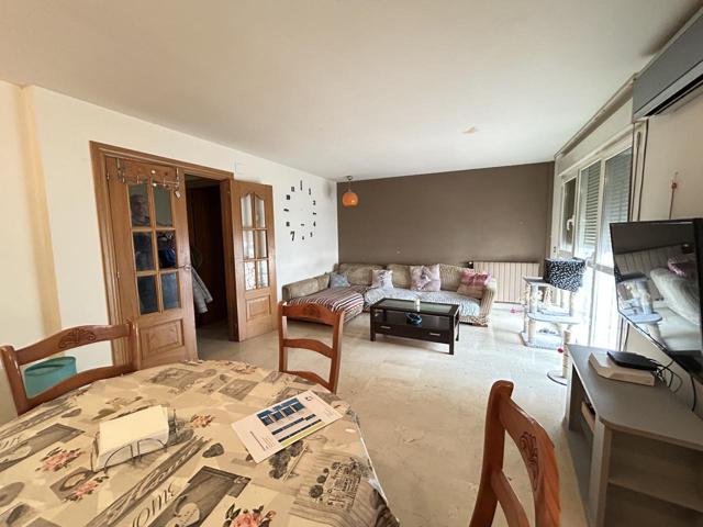 Casa - Chalet en venta en Valtierra de 211 m2 photo 0