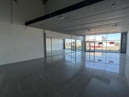 LOCAL COMERCIAL POLIGONO LA BARRENA photo 0