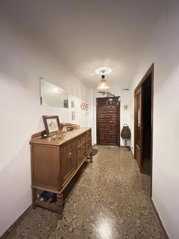 Casa - Chalet en venta en Cascante de 220 m2 photo 0
