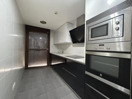 Piso en venta en Tudela de 72 m2 photo 0