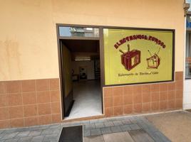 Local en venta en Irun de 65 m2 photo 0