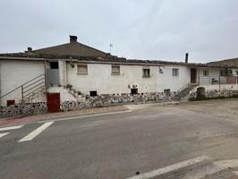 Casa - Chalet en venta en Valtierra de 238 m2 photo 0