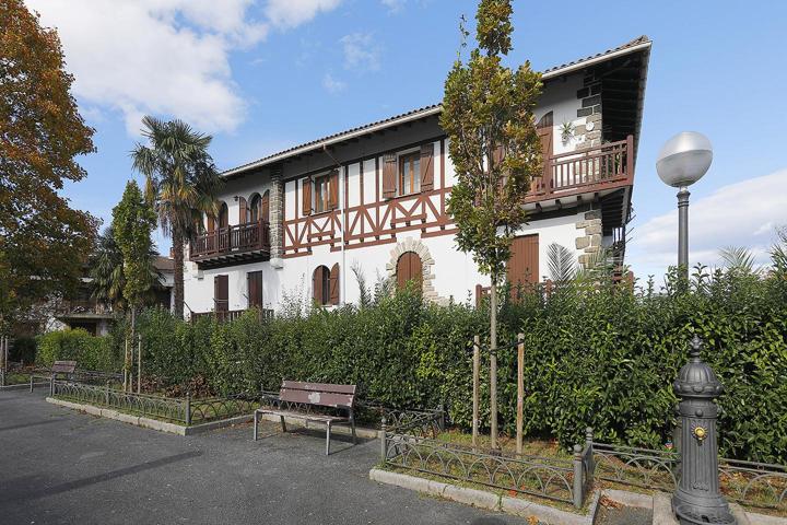 Piso en venta en Irun de 118 m2 photo 0