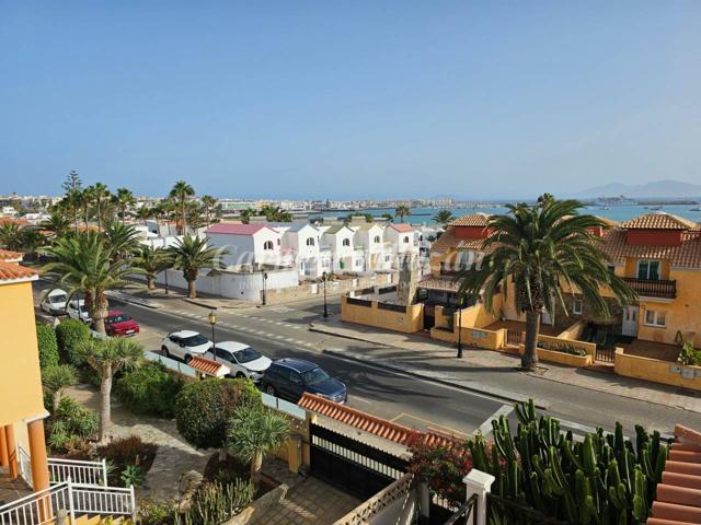 Chalet en segunda linea en Corralejo photo 0