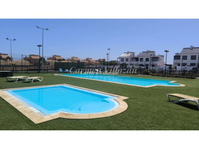 Villa Adosada en Marina Village, Corralejo photo 0