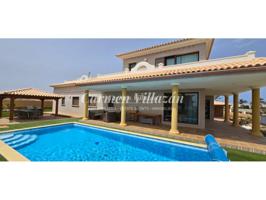Chalet en venta en Salinas del Carmen photo 0
