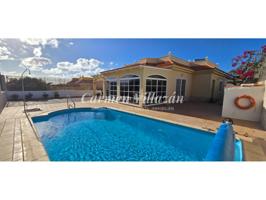 Chalet en venta en La Siesta photo 0