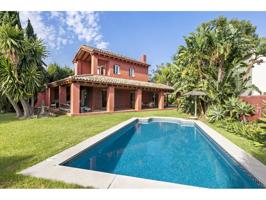 Casa unifamiliar en venta en El Paraíso-Atalaya-Benamara photo 0