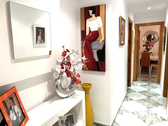Piso en venta en Huelin-La Princesa-Jardín de la Abadía(29002) photo 0