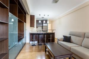 Piso En alquiler en Adelfas, Madrid photo 0
