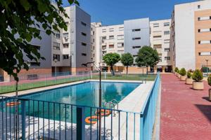 Piso En venta en Montecarmelo, Madrid photo 0