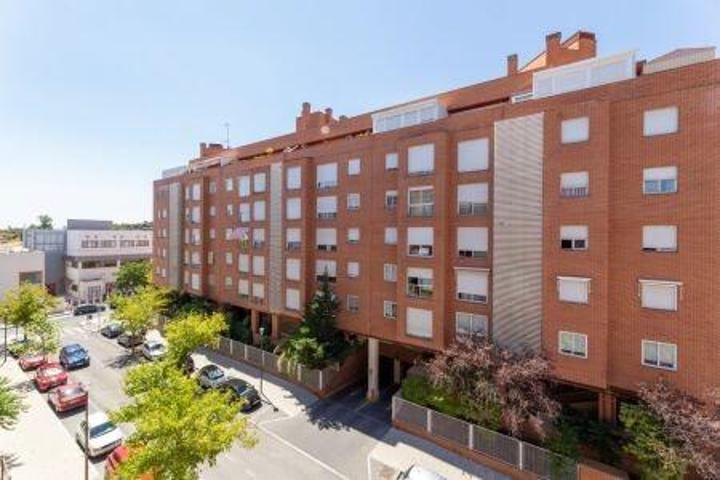 Piso En alquiler en Zona Estación- Centro, Tres Cantos photo 0